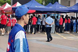 记者：拜仁希望夏天签下勒沃库森队长、中后卫若纳坦-塔